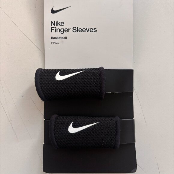 Nike Finger Sleeve  - MD - Picture 1 of 1